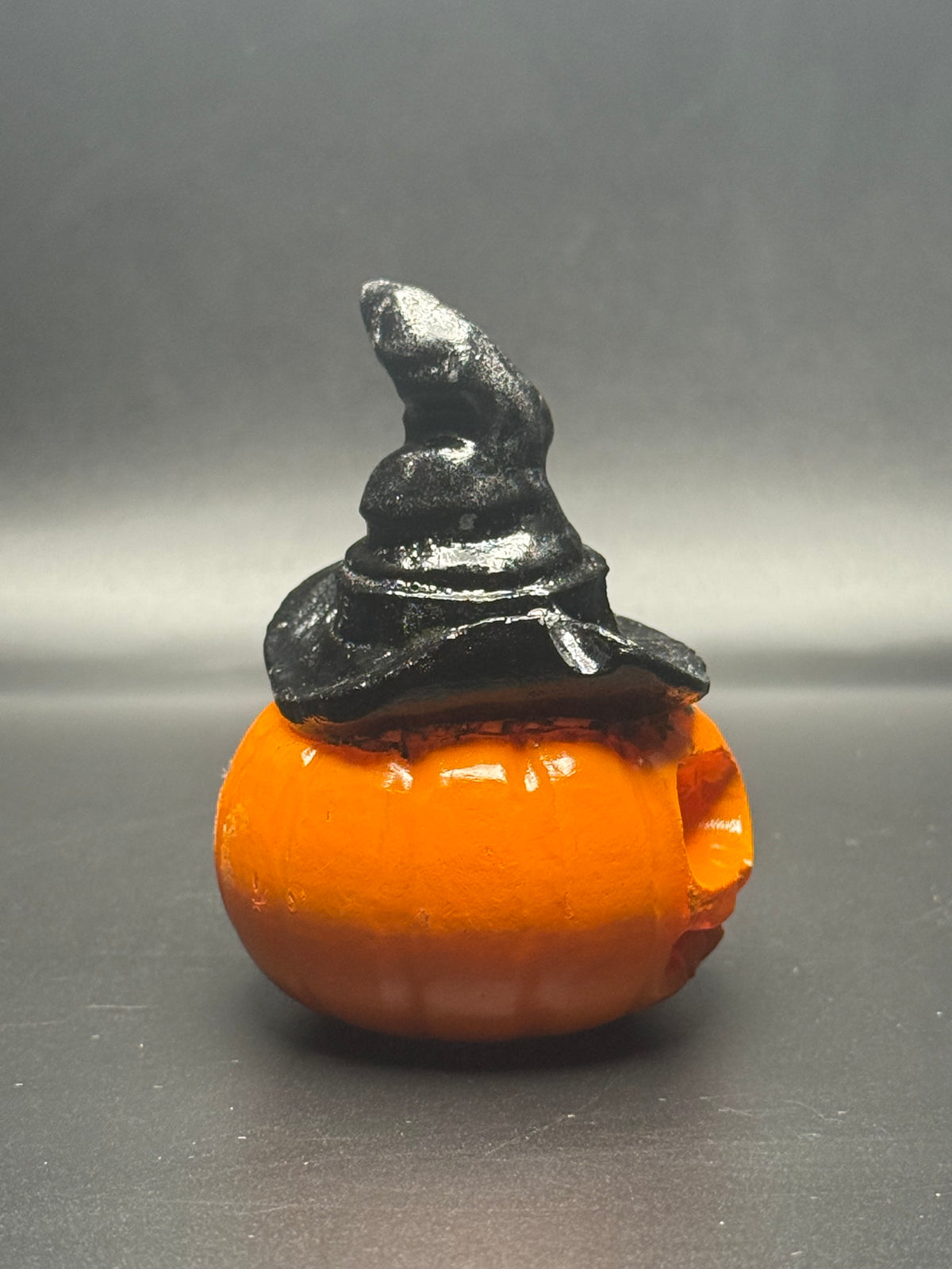 Scary Pumpkin with Witch Hat