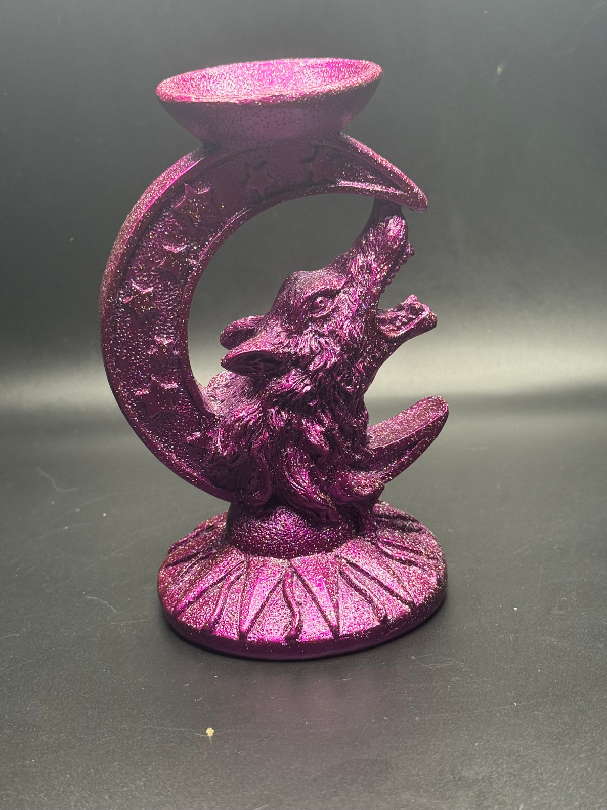Wolf Sphere Holder